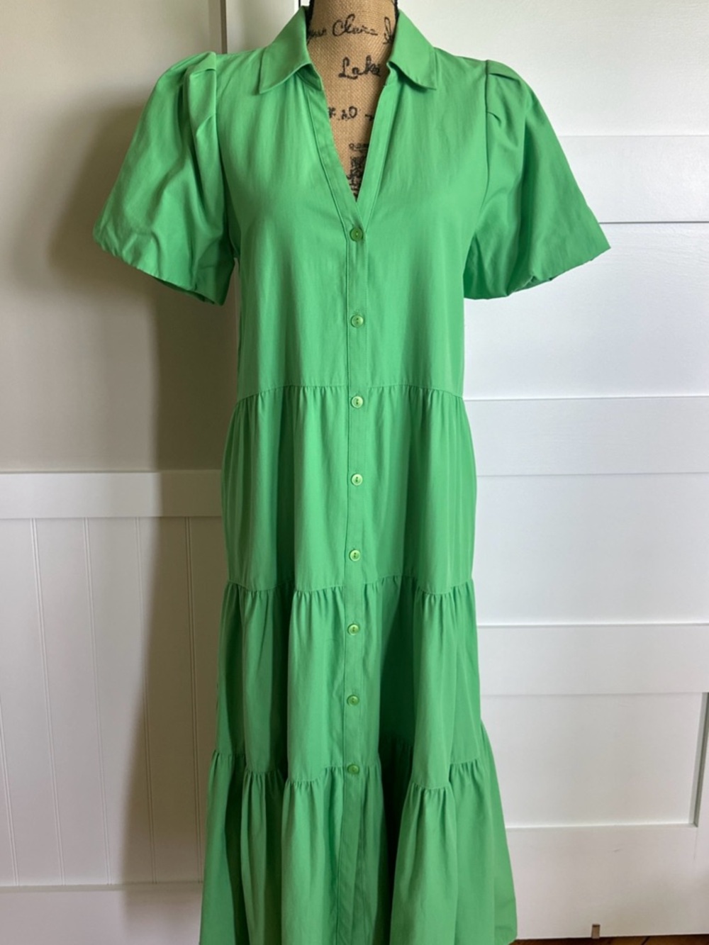 Brochu Walker Size M The Havana Green Tiered Button Front Midi Shirt Dress